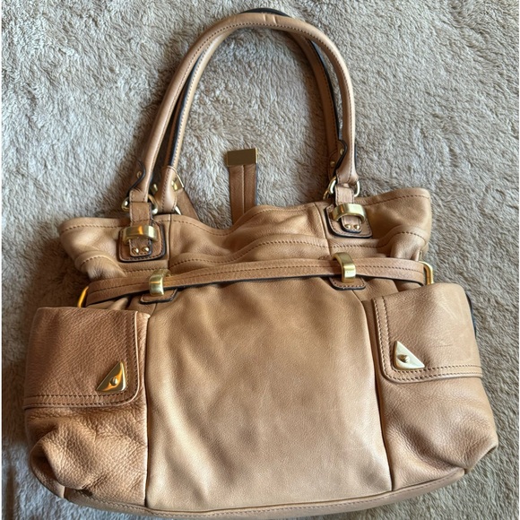 B Makowsky tan glove leather double handled belted shoulder bag.  New. - Picture 2 of 4